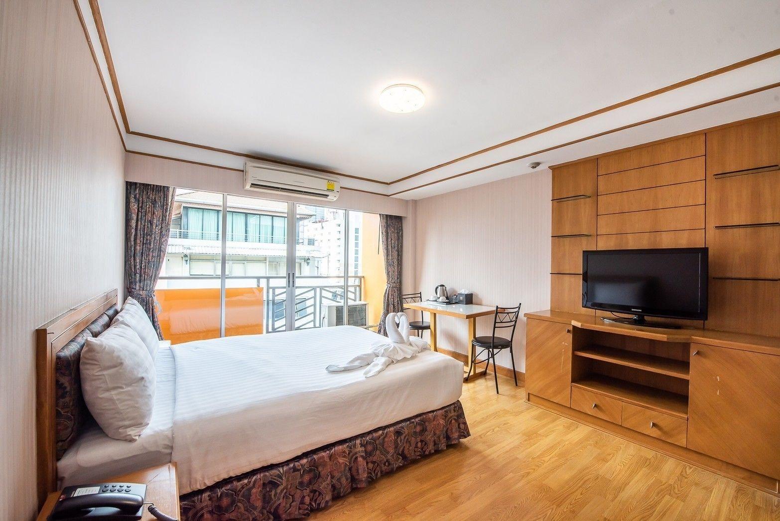 Roseate Ratchada Aparthotel Банкок Екстериор снимка