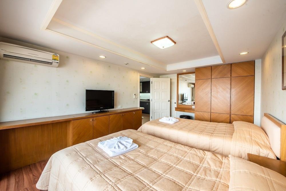 Roseate Ratchada Aparthotel Банкок Екстериор снимка