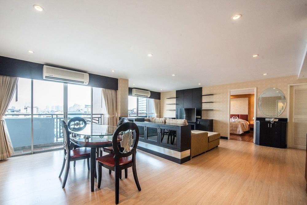 Roseate Ratchada Aparthotel Банкок Екстериор снимка