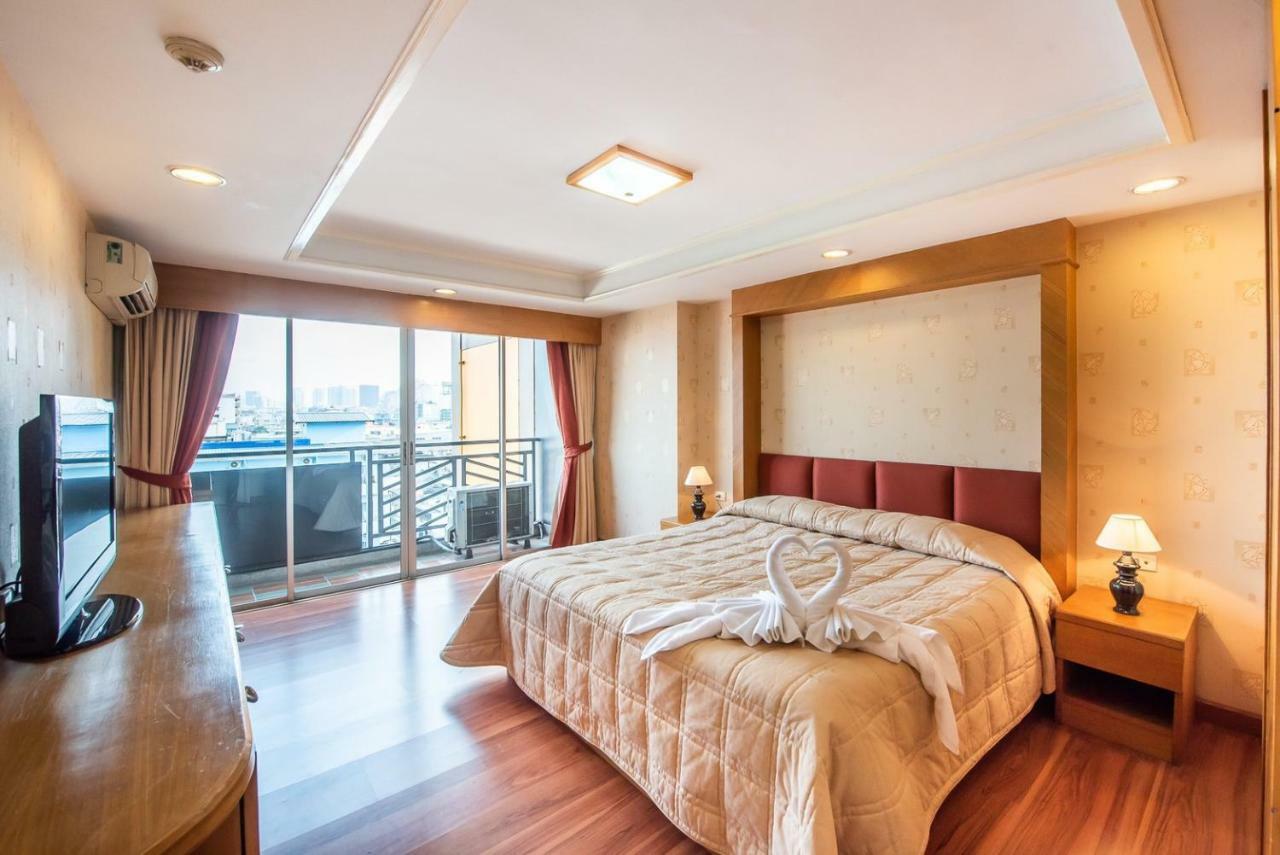 Roseate Ratchada Aparthotel Банкок Екстериор снимка